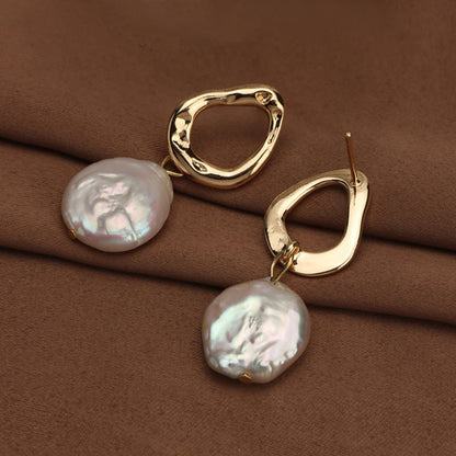 [金/METAL] Vintage Baroque Natural Freshwater Pearl Earrings · 玉生菸