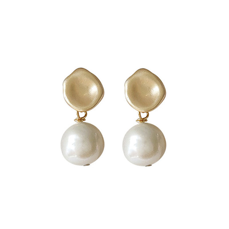 [金/METAL] Golden Harmony Pearl Drop Earrings · 輯珠