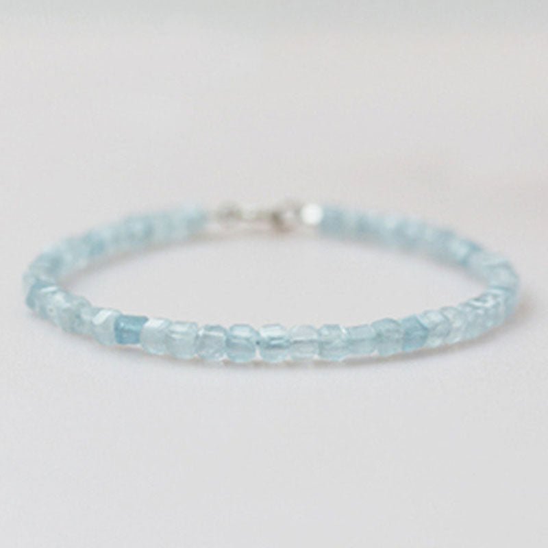 [水/WATER] Aquamarine Cube Beads Bracelet · 子衿