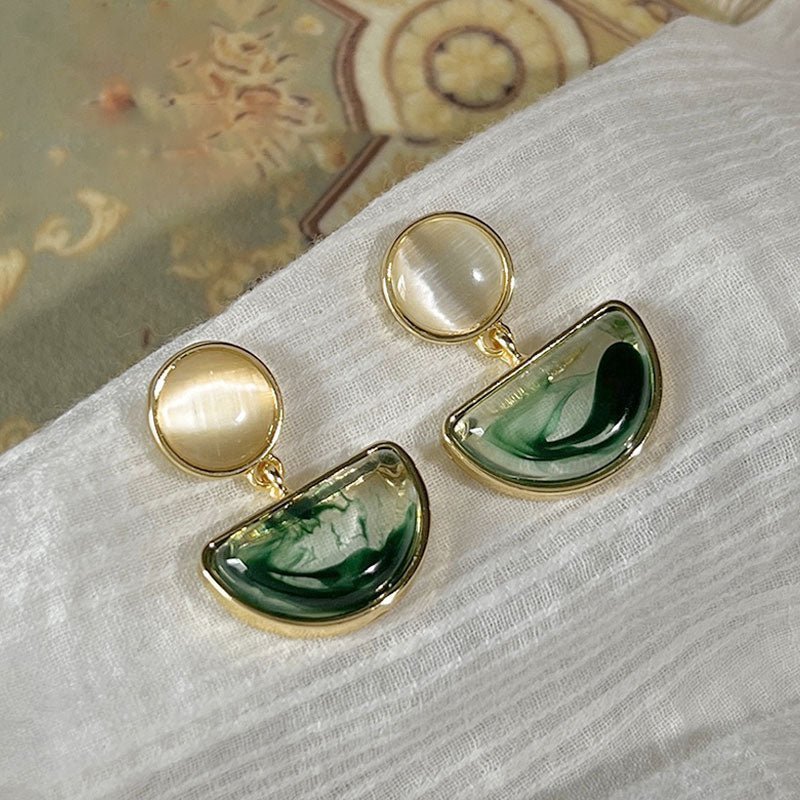 [木/WOOD] Emerald Horizon Statement Earrings · 綠野仙踪